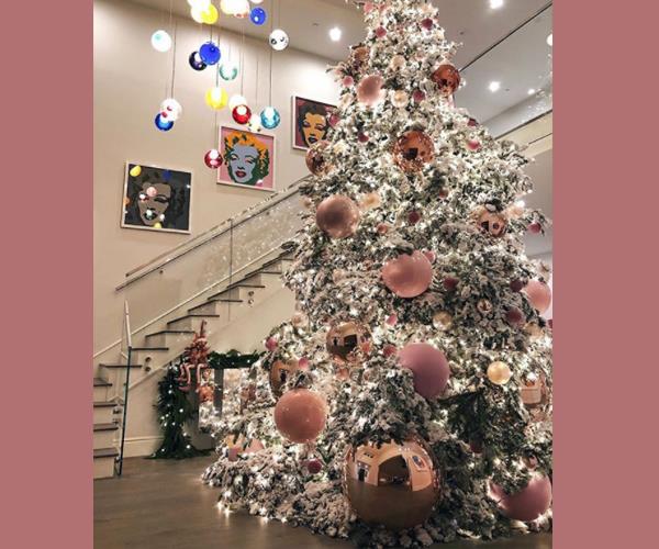 Kylie Jenner sparked even more speculation around her reported pregnancy when she debuted her enormous Christmas tree decorated in a very suggestive pink theme. The social media and realty TV star uploaded this picture of the spectacular tree alongside the caption: "Thank you @jeffleatham and team for making my Xmas dreams come true! 20 feet of magic! Even more perfect in real life... 🎀" So is this pink Christmas tree of her dreams another hint that the 20-year-old is expecting a littler girl in 2018? Only time will tell.