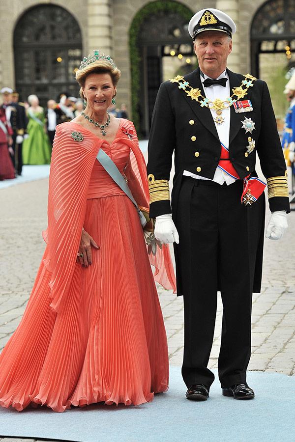 King Harald V and Queen Sonja will host dinner at their palace.