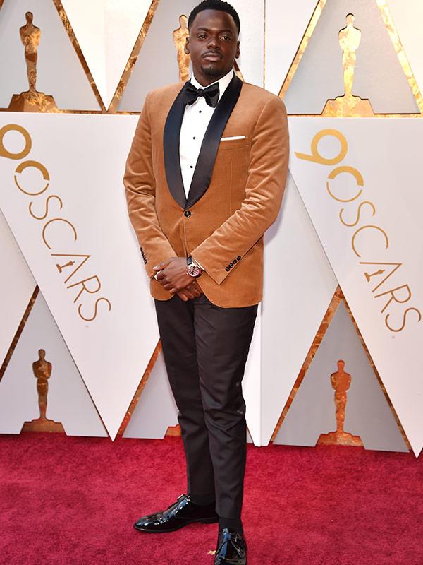 Best Actor nominee Daniel Kaluuya puts a modern twist on this mustard-coloured blazer.