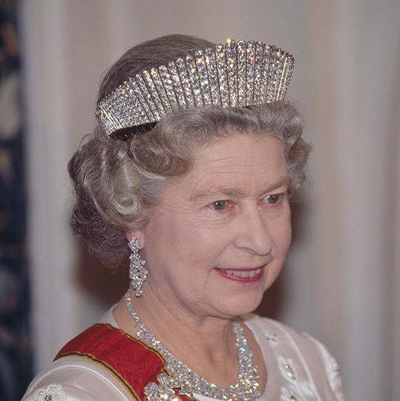 Queen Elizabeth II wearing Queen Alexandra's Kokoshnik tiara at a state banquet in her honour in Germany, 1992.