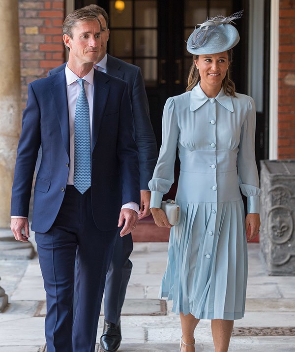 Pregnant Pippa Middleton steps out with her husband, James Matthews.