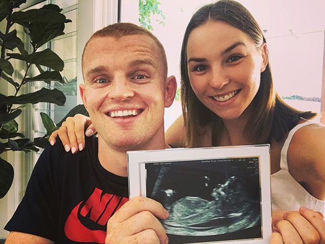The couple were overjoyed to announce they were expecting. *Image: Instagram / [@alexmckinnon](https://www.instagram.com/p/BopxvaGgFUr/?taken-by=alexmmckinnon|target="_blank"|rel="nofollow")*