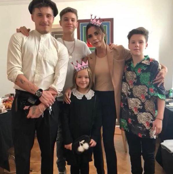 Another gorgeous family photo - but where's David? Behind the camera of course! *(Source: Instagram)*