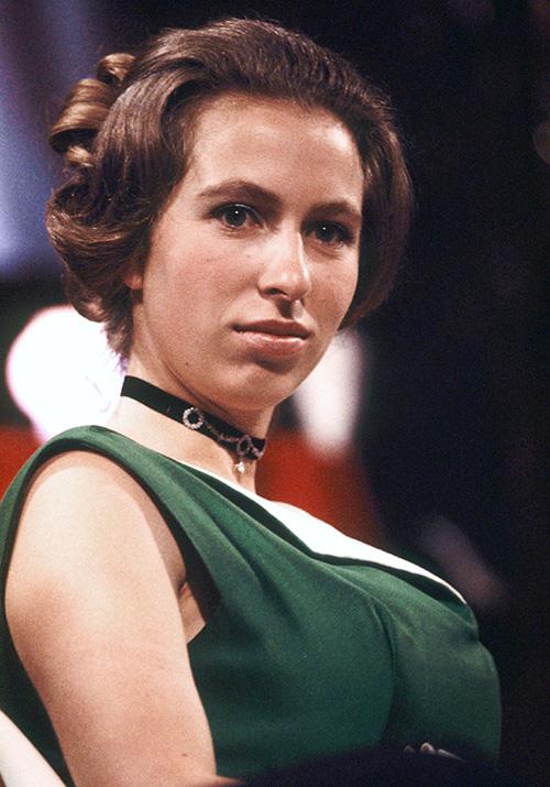Old Hollywood at its finest! A 21-year-old Princess Anne was the image of elegance in this green and white frock when she attended the British event in 1971.