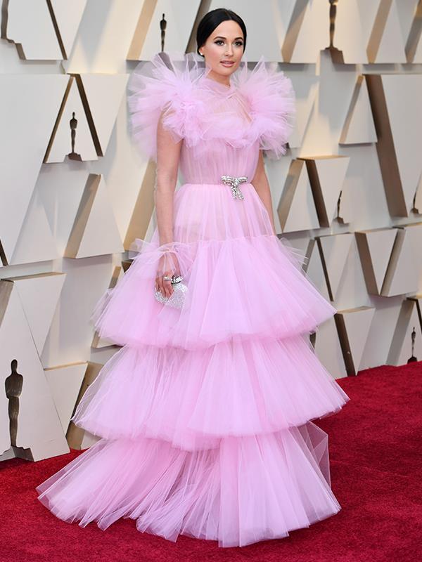 American singer Kacey Musgraves also got the pink ruffles memo wearing this Giambattista Valli Haute Couture gown.
