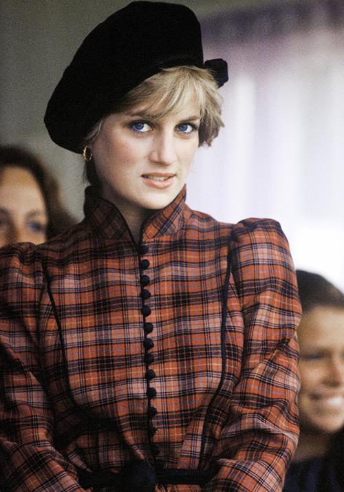 Let's start with the original Queen of tartan herself, Princess Diana. Here, the stunning royal is pictured in September 1982 wearing the print for the Braemar Highland Games.
