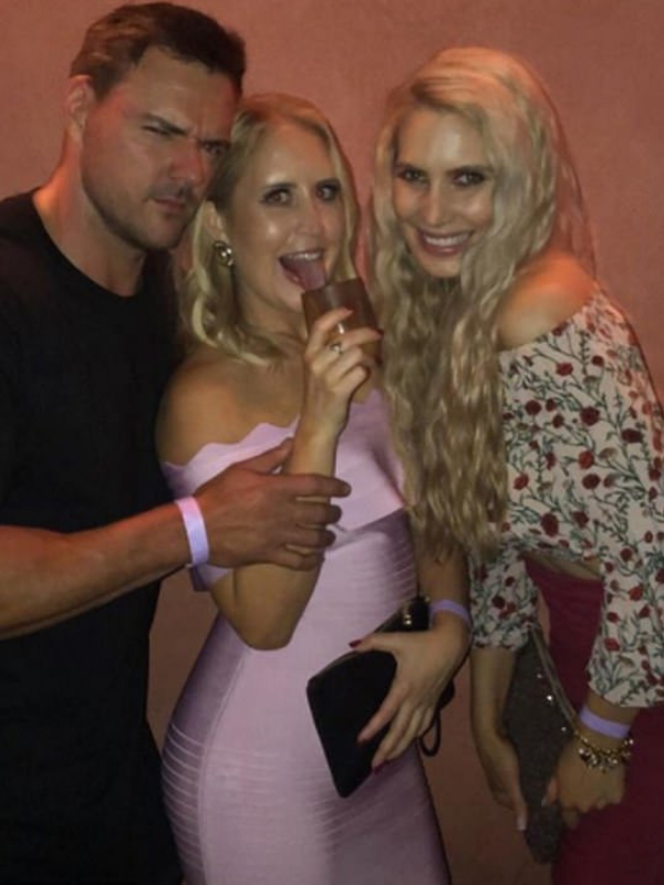 No exes here! Bronson, Lauren and a friend pose up a storm at the raucous bash. *(Source: Instagram / Lauren Huntriss)*
