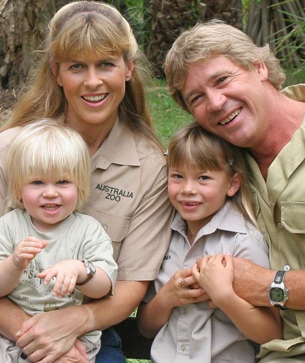 The way they were! Steve tragically left behind wife Terri, son Robert and daughter Bindi.
