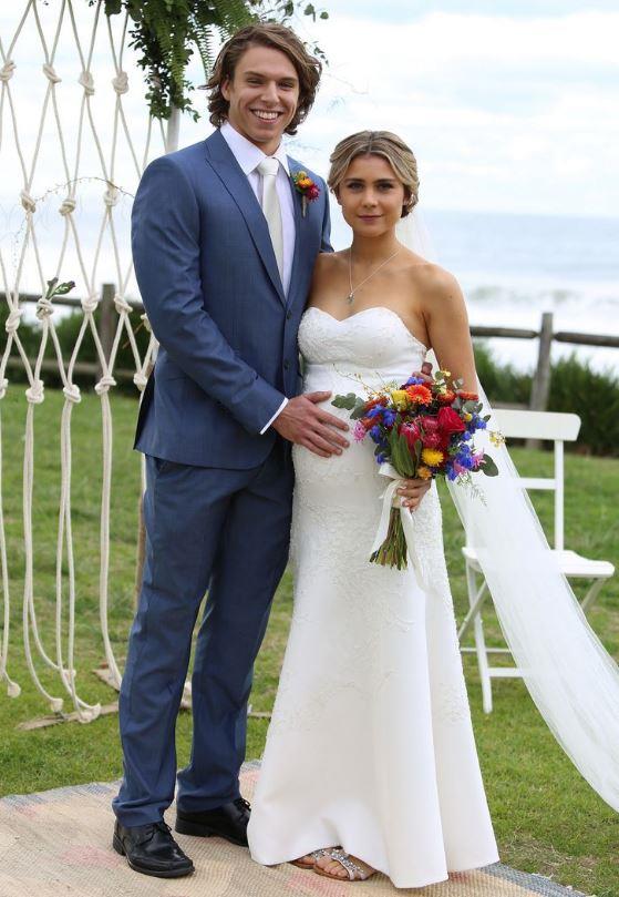 Remember that time Leah's kid VJ suddenly appeared on-screen as a fully developed male? Well, he made sure to prove he was all-grown up when he not only married his teenage-crush Billie, but also fathered her child. Got to love a maternity wedding gown!