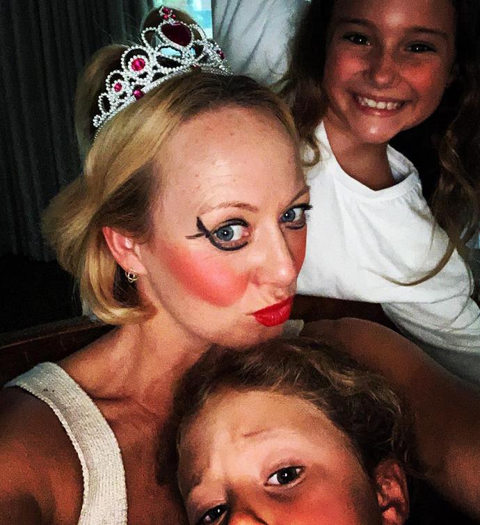 Shelley plays dress-ups with her two gorgeous daughters.