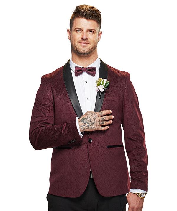 **DAVID, 31**
<br><br>
Horse-obsessed, David is a wannabe cowboy who is looking to lasso a wife. Having endured a [severe spinal injury resulting in surgery](https://www.nowtolove.com.au/reality-tv/married-at-first-sight/mafs-david-cannon-62462|target="_blank"), David managed to rehabilitate himself. With his life now in check, he's searching for a love to mirror his parents' long-lasting marriage.