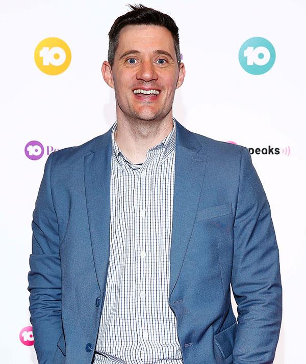 **Ed Kavalee**
<br><br>
This radio and TV funnyman - you might recognise him from *Have You Been Paying Attention?* - and the #SecretlyBuff husband of former [*The Biggest Loser* trainer Tiffiny Hall](https://www.nowtolove.com.au/celebrity/tv/the-biggest-loser-trainer-tiffiny-hall-given-birth-to-baby-boy-40914|target="_blank") is ready to strut his stuff live on TV.