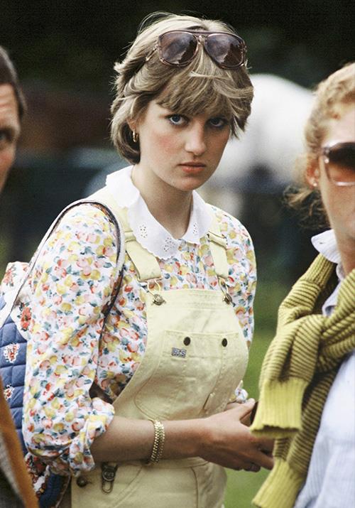 As you're about to see, some of Diana's greatest low-key fashion moments occurred on the greens at the polo. This dungaree floral ensemble is just the beginning...