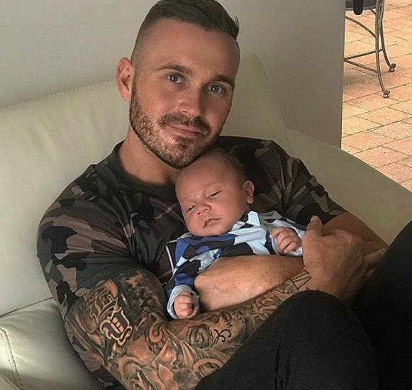 Weekends sure look a little different for Eden these days - "Saturday nights in with my beautiful little man! Love you son," the reality star wrote.