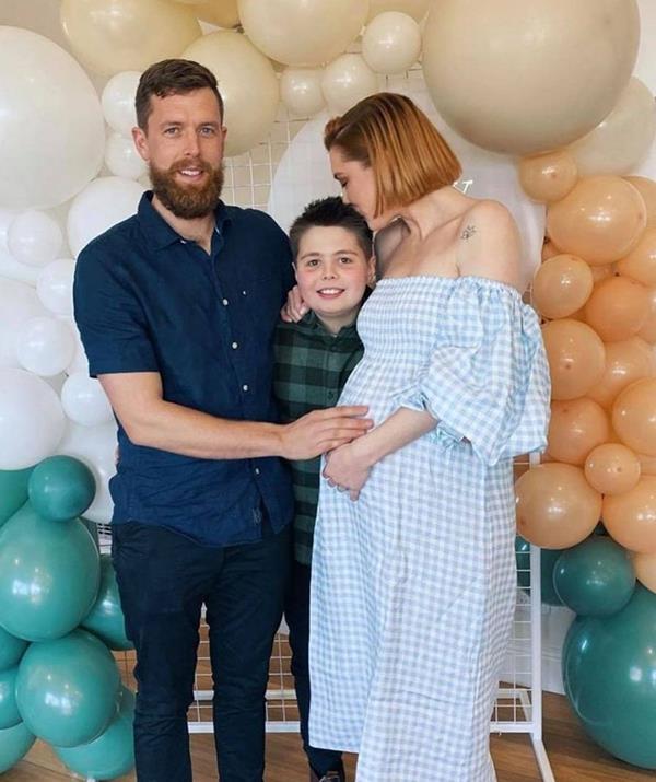 Elijah joined his mother Alex and stepfather Carson at her baby shower recently.