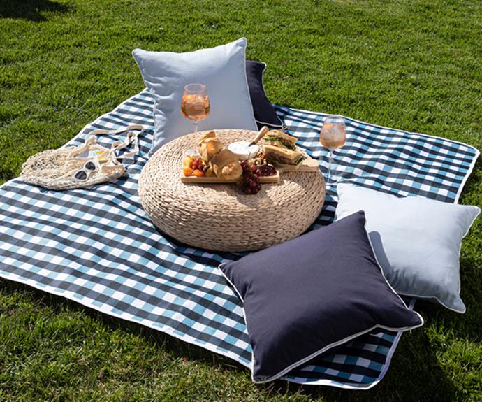 **[Pillow Talk picnic rug](https://fave.co/3pUvzPv|target="_blank"|rel="nofollow")**
<br>
Help your loved ones gear up for a summer spent picnicing by gifting them this cute picnic mat from Sundays by Pillow Talk.<br><br>
***Shop the Gingham Picnic Mat, $29.95, from [Sundays by Pillow Talk.](https://fave.co/3pUvzPv|target="_blank"|rel="nofollow")***