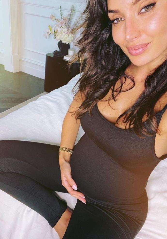 After receiving hundreds of congratulatory messages, Snezana captioned this stunning baby pump picture with a gracious response. 
<br><br>
"❤️Thank you so much for all your sweet messages and congratulating us on our growing little big family it's been really heart warming. 🙏🏽," she penned.