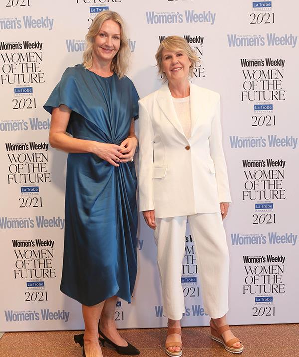 **Fran Kelly**
<br><br>
Legendary radio presenter and journalist Fran Kelly poses with *Australian Women's Weekly* editor-in-chief Nicole Byers.