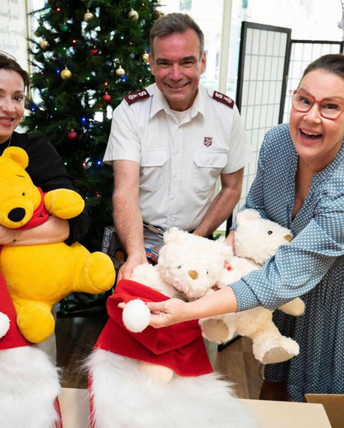 **Julia Morris and Tina Arena**
<br><br>
Julia and Tina chose to give their time to Salvos to help them with their important mission this Christmas. The duo went to their Bourke St store to help pack Christmas hampers to help those doing it tough this festive season.
<br><br>
The presenter posted this picture with the caption, "With Salvos stores closed these past years, it's been difficult for the @salvosau to fund their much-needed mission work here in Australia. The dreamy @tinaarena and I headed into Salvos central in Bourke St to pack Christmas hampers & feed people who are doing it really tough. It filled some bellies & lots@of hearts. 
<br><br>
"Massive thanks to Brendan & his team. It really is God's work. Get into a Salvos store soon or donate what you can jx."