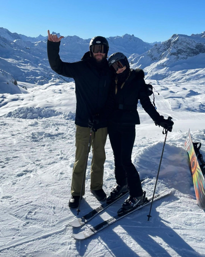 For Christmas 2021, the couple joined Liam's family for [a European ski trip.](https://www.who.com.au/chris-hemsworth-elsa-pataky-holiday-austria|target="_blank")