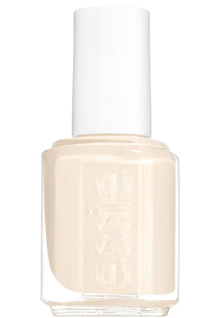 Catherine is a true natural beauty – and she has a manicure regimen to match. While she is predisposed to a "60-minute Royal manicure", her manicurist, Marina Sandoval used Essie's Nail Lacquer in Allure back in 2011.
<br><br>
Essie Nail Polish Allure, $14.95, [Amazon.](https://www.amazon.com.au/Essie-Nail-Lacquer-Allure-13-5mL/dp/B00A3B2DOW/ref=asc_df_B00A3B2DOW/?tag=googleshopdsk-22&linkCode=df0&hvadid=463597244549&hvpos=&hvnetw=g&hvrand=10268081115057217014&hvpone=&hvptwo=&hvqmt=&hvdev=c&hvdvcmdl=&hvlocint=&hvlocphy=9071791&hvtargid=pla-434646469141&psc=1|target="_blank") 