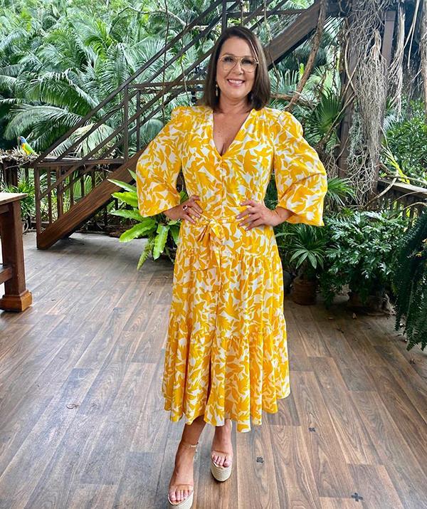 Julia rocked this yellow print midi from high-end Aussie designer Rebecca Vallance.
<br><br>
To finish off the look, she wore classic wedged heels by ASOS and earrings by Gemajesty Jewellery.