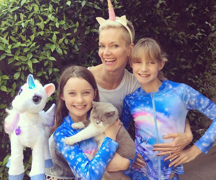 We're obsessed with this unicorn-themed family snap.