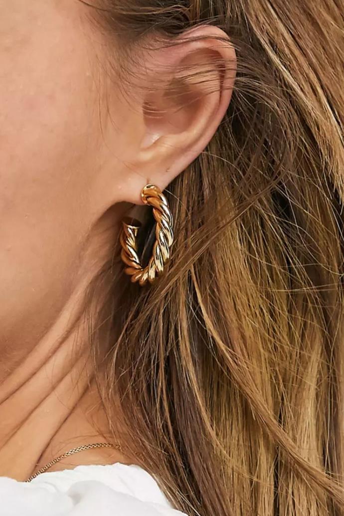 ASOS DESIGN 14k gold plated twist hoop earrings, $20.00, [Asos.](https://www.asos.com/au/asos-design/asos-design-14k-gold-plated-twist-hoop-earrings/prd/21896959|target="_blank") 