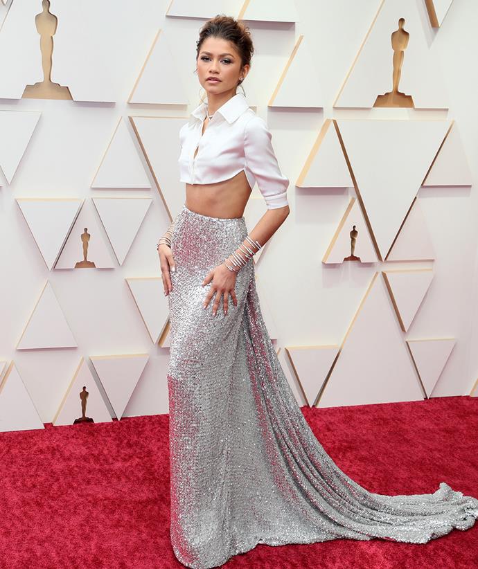 Zendaya, 25, stepped out in a midriff-baring ensemble at the 2022 Oscars.