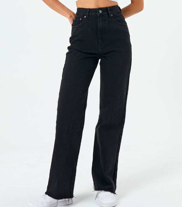 Recycled Relaxed Straight Leg Jean, $59.95 at [Glassons](https://www.glassons.com/p/recycled-relaxed-straight-leg-jean-jd46463pdnm-washed-black|target="_blank")