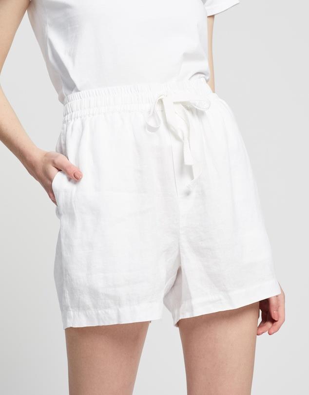 **For the mum who loves a wardrobe classic:** Ease Linen Shorts, $70, from [The ICONIC.](https://www.theiconic.com.au/ease-linen-shorts-895580.html
|target="_blank"|rel="nofollow")