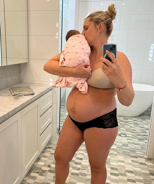 **Tiffiny Hall**
<br><br>
The former *Biggest Loser* trainer welcomed her second child with [her husband Ed Kavalee](https://www.nowtolove.com.au/celebrity/celeb-news/ed-kavalee-tiff-hall-relationship-62441|target="_blank") on May 30.
<br><br>
Posting a black and white snap of her daughter's tiny hand to announce her arrival, Tiff wrote: "Arnold's little sister has arrived. Welcome Vada Kavalee."
<br><br>
Ed later [described Tiff's labour as "full on"](https://www.nowtolove.com.au/parenting/pregnancy-birth/tiffany-hall-ed-kavalee-baby-birth-labour-73471|target="_blank") and praised his wife for doing "an incredible job".
