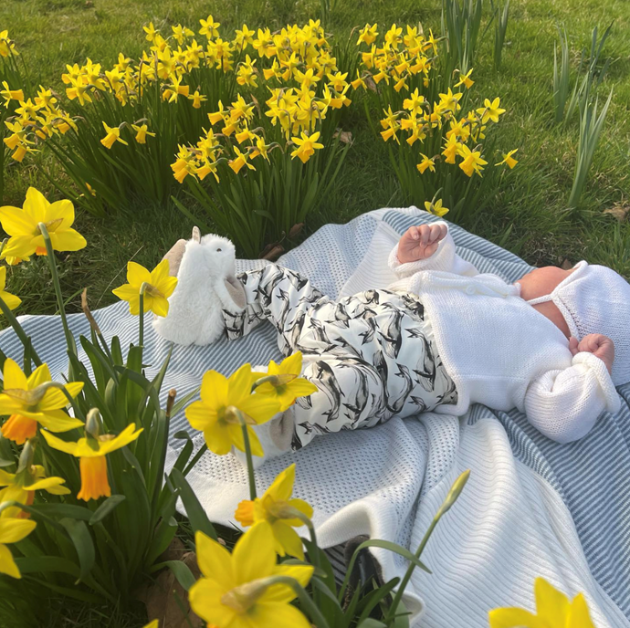 For her first Mother's Day 2021, Eugenie spent the day with her precious newborn amongst the daffodils.