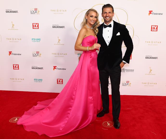 *Bachelor* couple Anna Henrich and Tim Robards were the it-couple on the red carpet. Anna stunned in custom Steven Khalil.