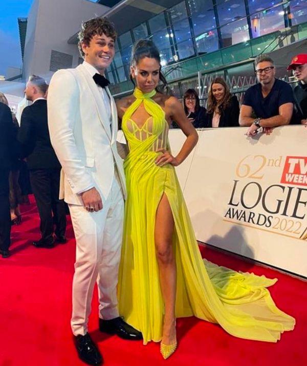Matt Evans and Emily Weir shone brightly on the carpet with their white and yellow looks respectively.