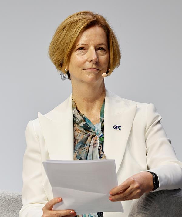 **Julia Gillard**
<br><br>
[The former Prime Minister of Australia](https://www.nowtolove.com.au/lifestyle/books/julia-gillard-not-now-not-ever-73634|target="_blank") has previously opened up about her choice to focus on her career instead of having children.
<br><br>
"I'm not sure I could have [balanced having children with my career]. There's something in me that's focused and single-minded and if I was going to do that, I'm not sure I could have done this," she said.
<br><br>
Although she has no regrets about not becoming a mother, Julia has admitted she used to wonder what could have been. "
<br><br>
There was certainly a point in my life when I was conscious of getting past the point of no return," she said.