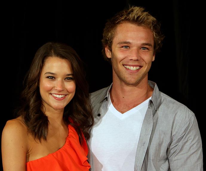 Lincoln definitely owes *Home and Away* for a few of his past loves. He was also romantically linked to co-star Rhiannon Fish, who played April on the show. The pair split in 2012.
<br><br>
Lincoln has been dating his current girlfriend, [Pandora Bonsor,](https://www.nowtolove.com.au/celebrity/home-and-away/lincoln-lewis-girlfriend-birthday-pandora-70464|target="_blank") since February 2021.
