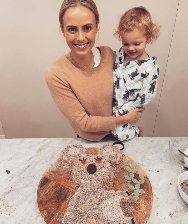 "Our cuddly koala tested us in many ways, but together we overcame the fiddly challenges of coconut and cocoa and little liquorice paws to complete something that does in fact resemble a cuddly koala. 🐨 💪🏻," shared the proud mum about her and Oscar's baking experience.