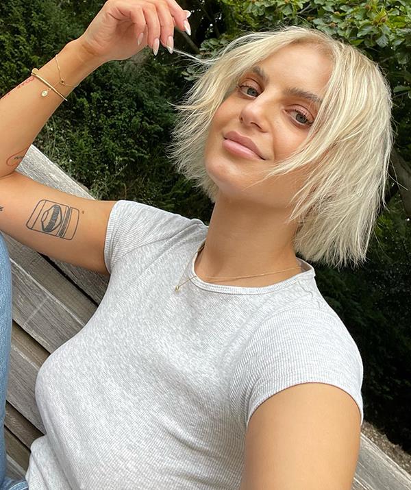 Domenica showed off her platinum blonde hair and fresh bob cut.