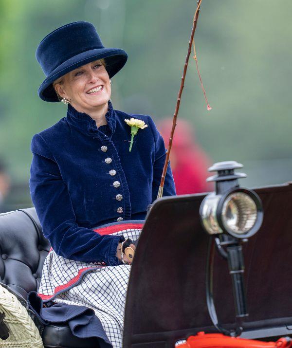 For the 2022 Royal Windsor Horse Show, the countess beamed in a blue velvet coat from Laurie & Jules with a pie-crust neckline and silver detailing. The final touch was the matching hat.