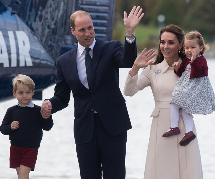 夏洛特和乔治王子公主的时尚是遵循传统。