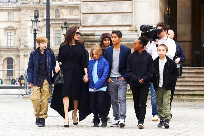 The super sweet family strolling in Paris.