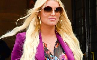 Jessica Simpson has revealed that she is expecting a baby girl!