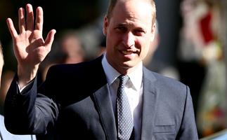 Prince William waves as he leaves the Al Noor mosque in Christchurch