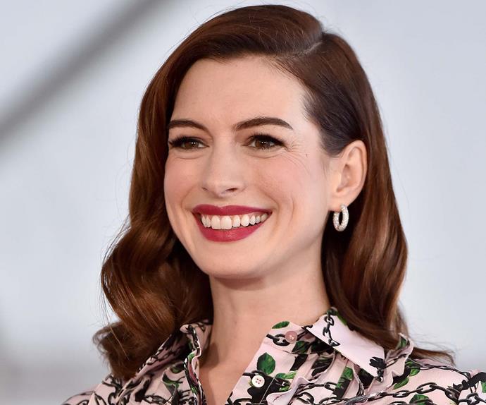 Anne Hathaway is expecting her second child!