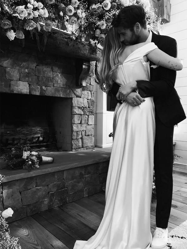 Miley and Liam on their wedding day. *Image: @mileycyrus*