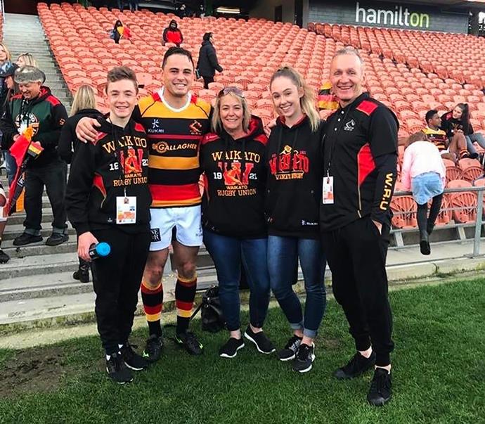 With his "Chiefs family" (from left) Drew, Debbie, Petra and Andrew, who are aiding his recovery. "I'm super-grateful to have people who support me," Zac says.