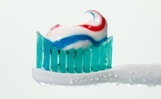 10 unusual uses for toothpaste you'd never have expected