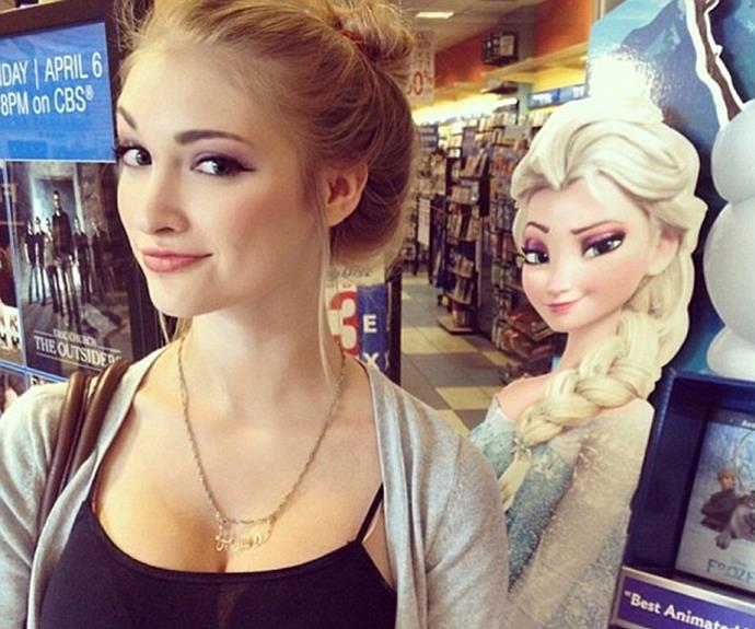 18-year-old Anna Faith went viral this year because she's a pretty good match for Queen Elsa from *Frozen*!