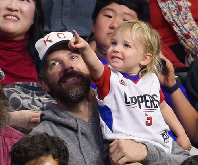 Doting dad Jason Sudeikis took his adorable 21-month-old son Otis to watch and NBA game between the Chicago Bulls and Los Angeles Clippers at LA's Staples Center and it looks like he loved it!